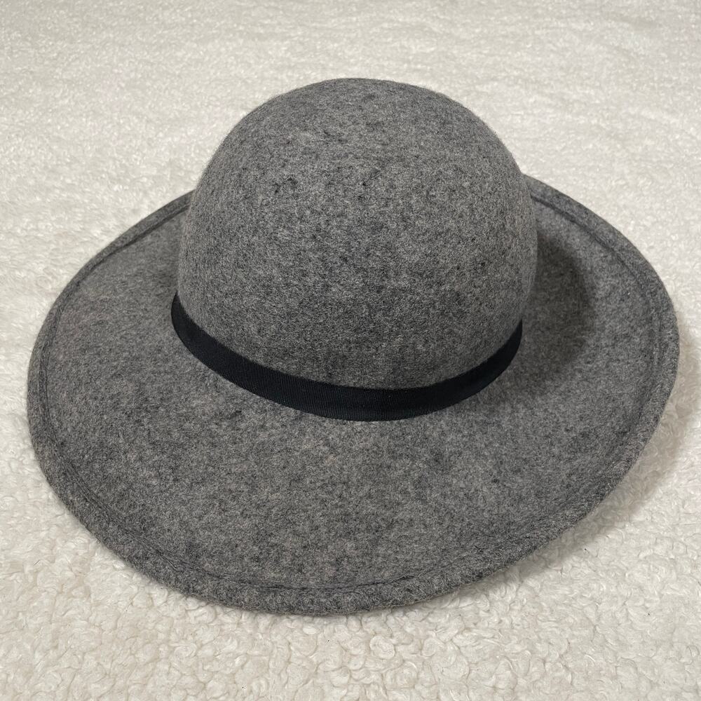 Hat Attack Anthropologie 100% Wool Felted Hat Round Brim Gray Black Ribbon